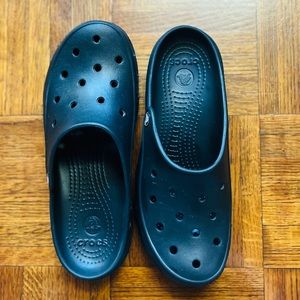 Crocs Women Sandals Like New Black sz 8